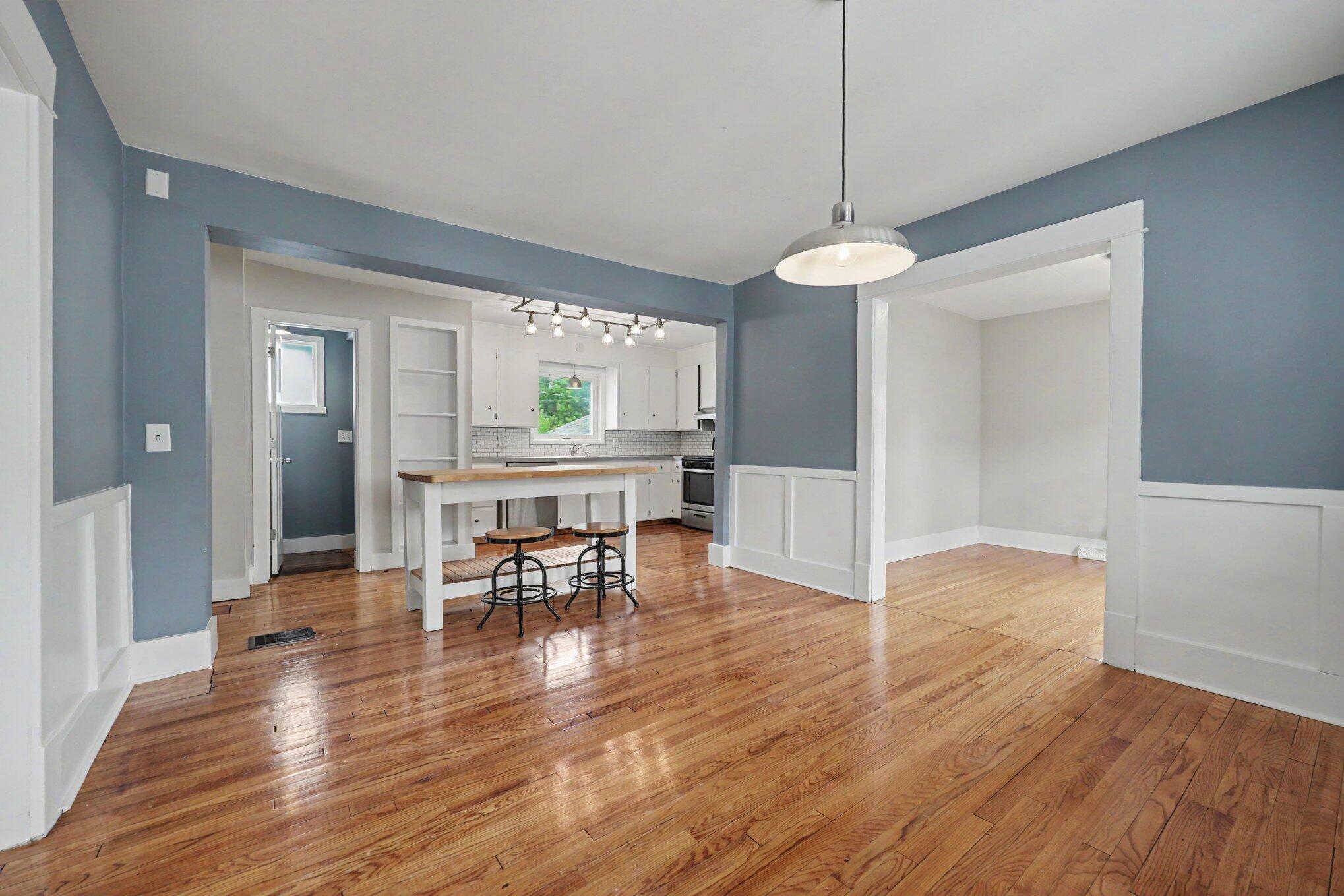 1012 Powers Avenue NW Grand Rapids MI 49504