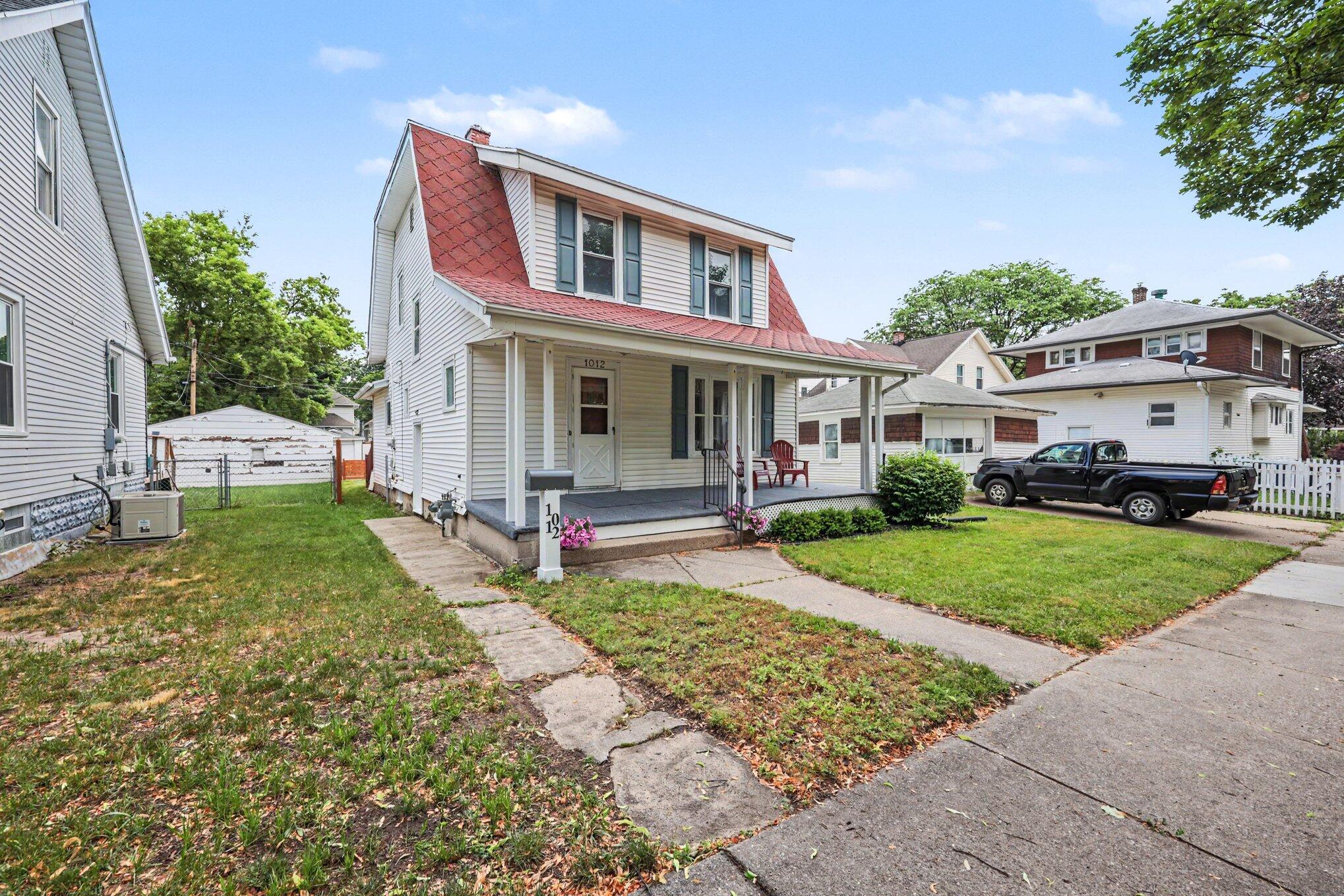 1012 Powers Avenue NW Grand Rapids MI 49504
