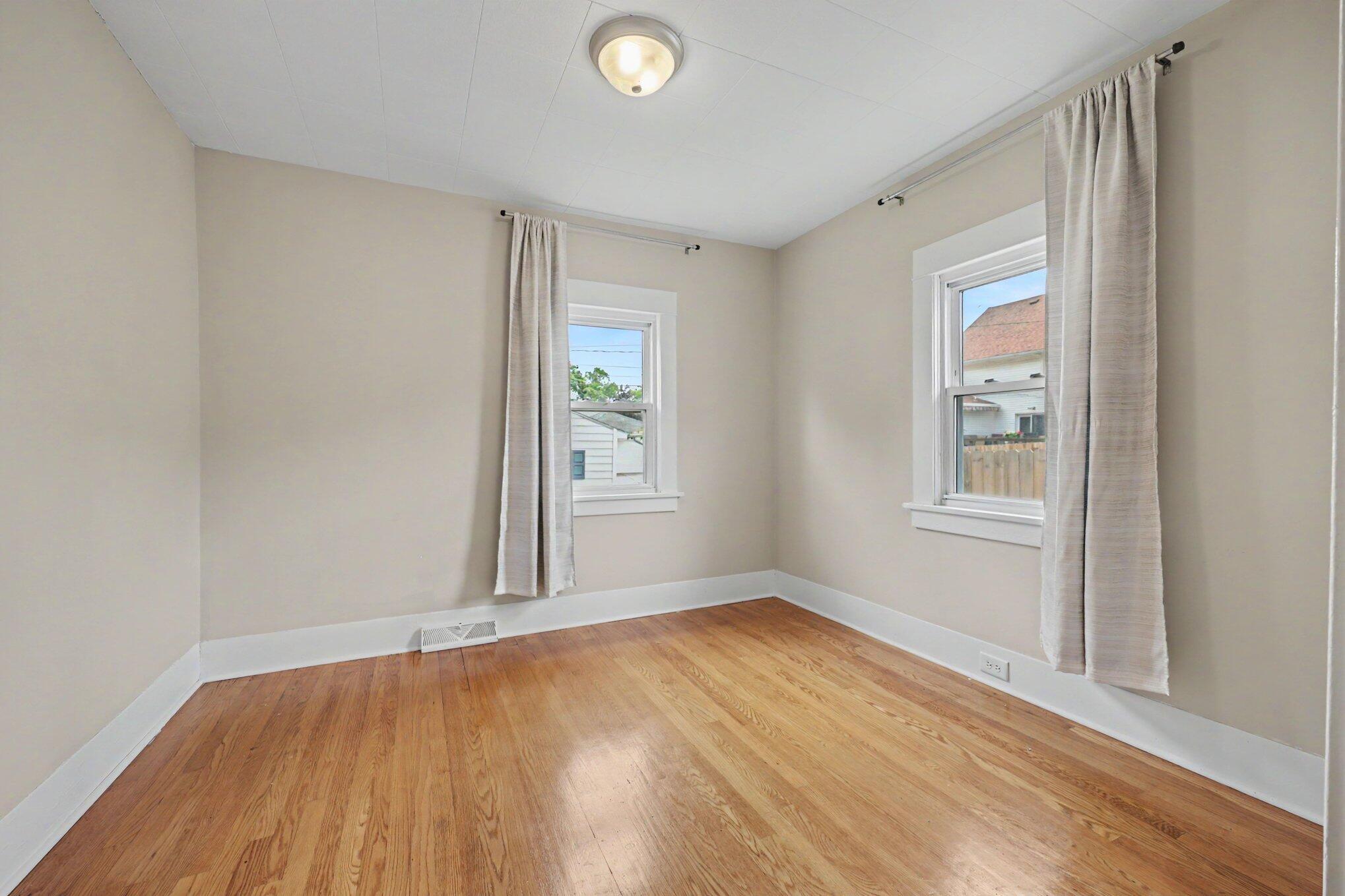 1012 Powers Avenue NW Grand Rapids MI 49504