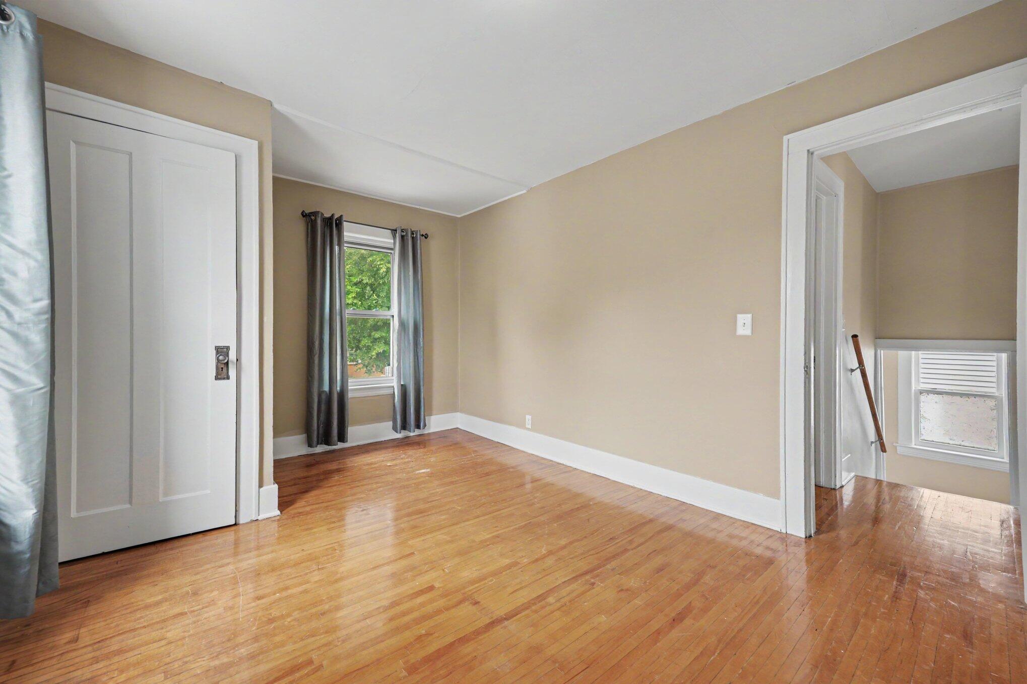 1012 Powers Avenue NW Grand Rapids MI 49504