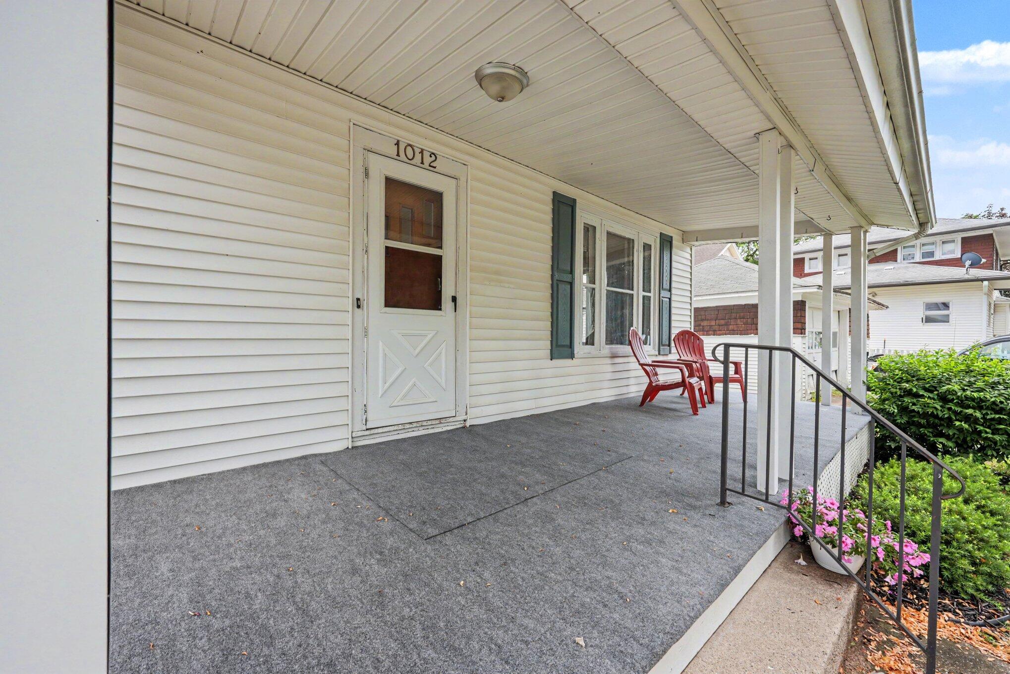 1012 Powers Avenue NW Grand Rapids MI 49504