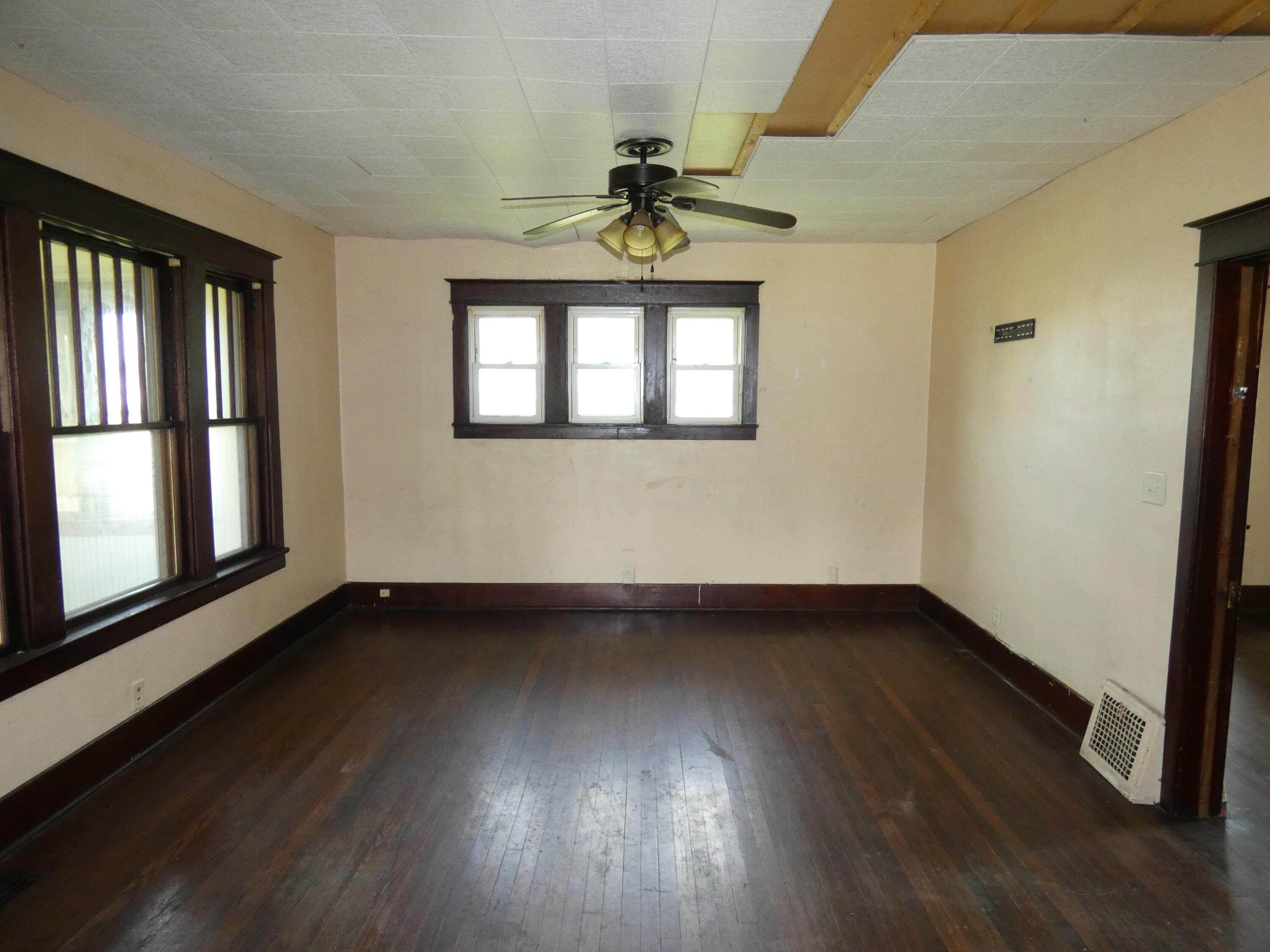 2529 Somerlayton Road Benton Harbor MI 49022