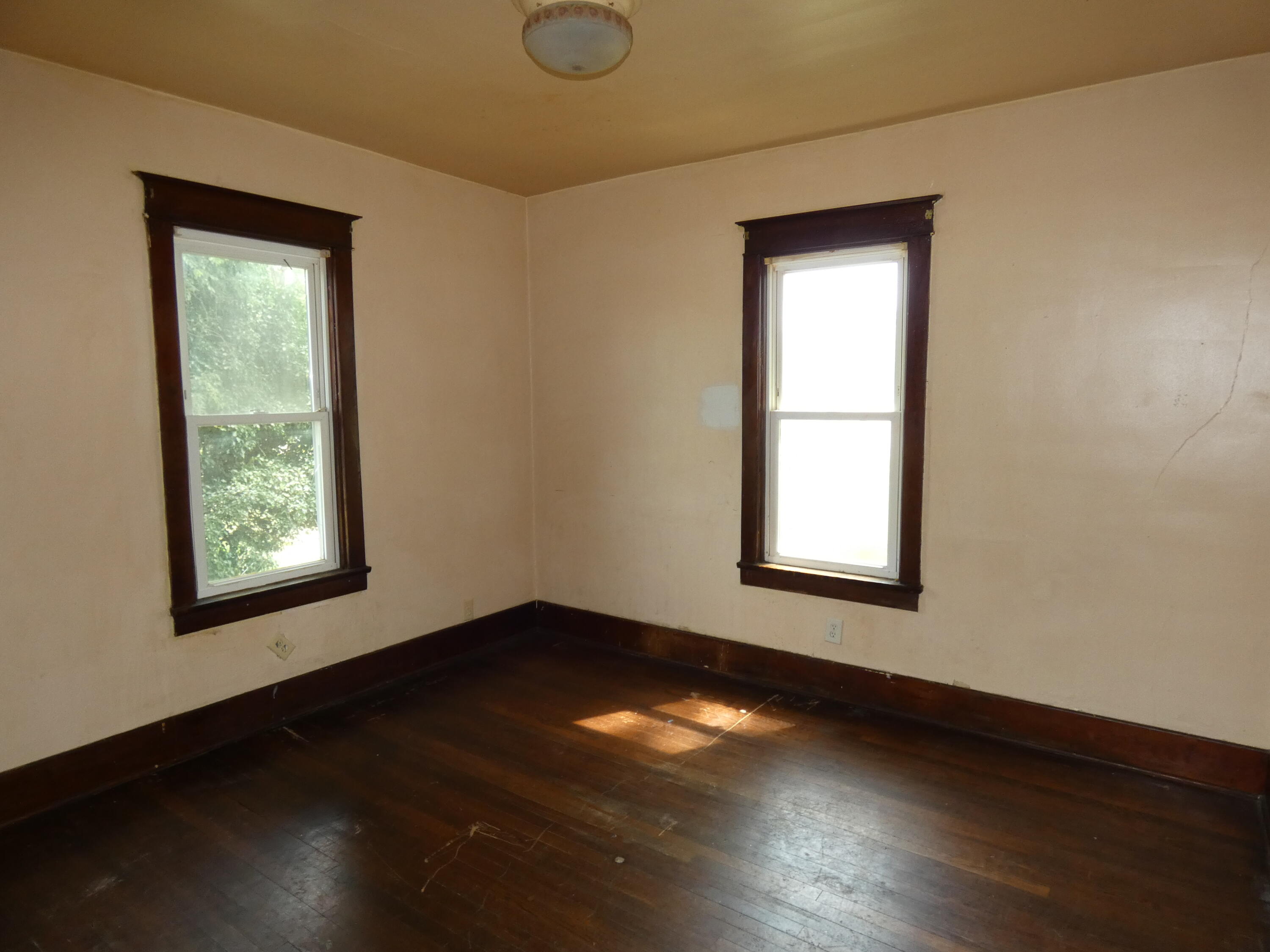 2529 Somerlayton Road Benton Harbor MI 49022