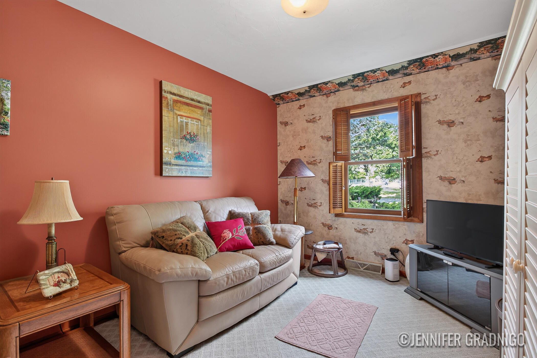 909 Ottawa Avenue Holland MI 49423