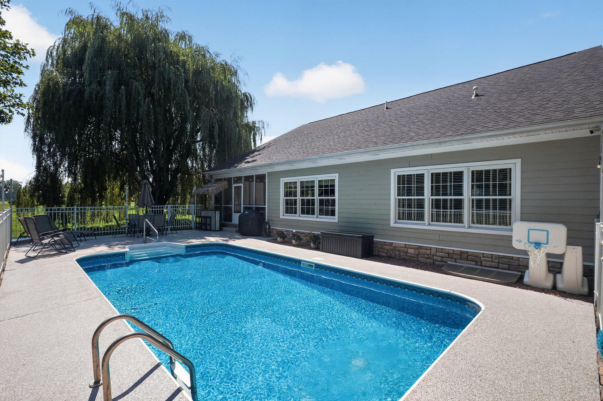 15 Longmeadow Lane Niles MI 49120