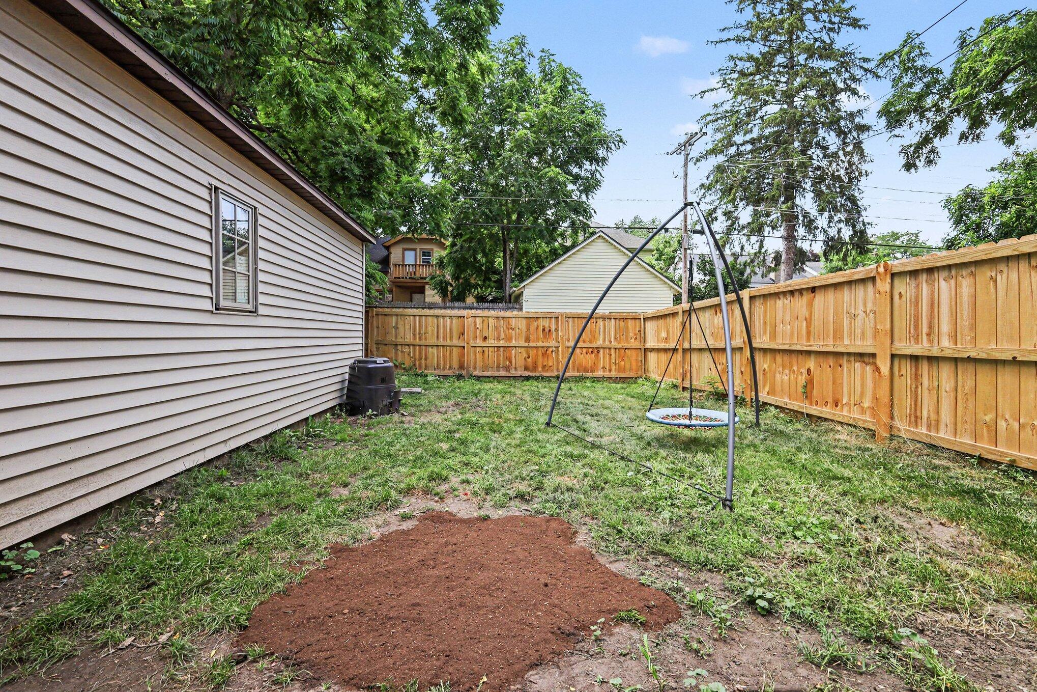 1015 Jennette Avenue NW Grand Rapids MI 49504