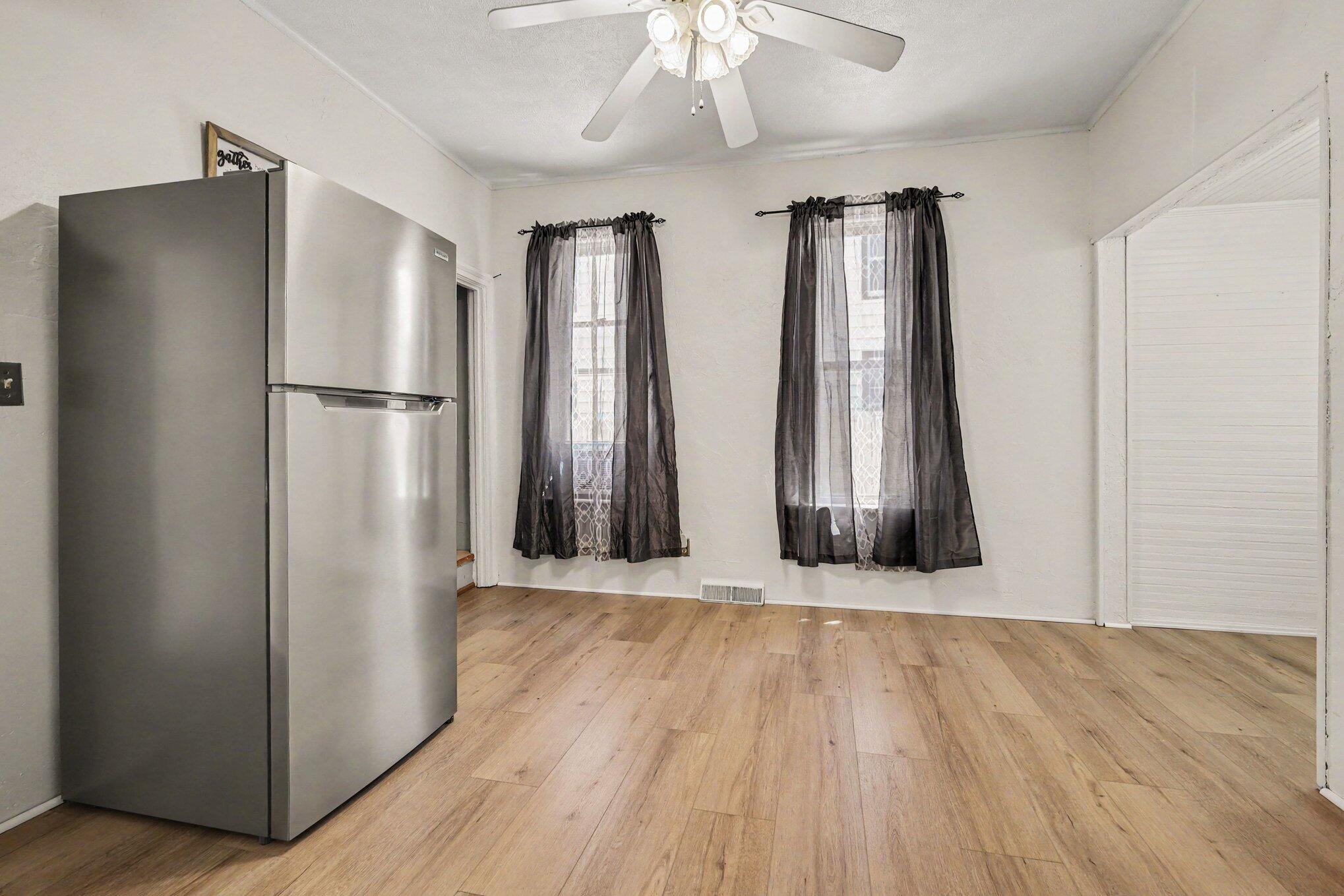 1015 Jennette Avenue NW Grand Rapids MI 49504
