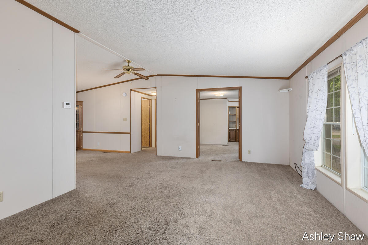 13566 Pinewood Drive Grand Haven MI 49417