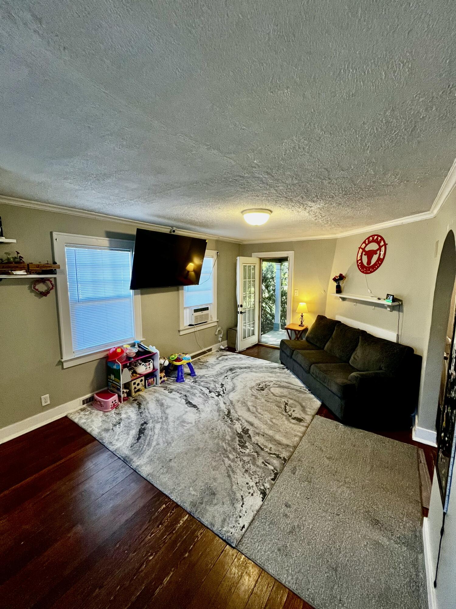 738 Washington Avenue Holland MI 49423