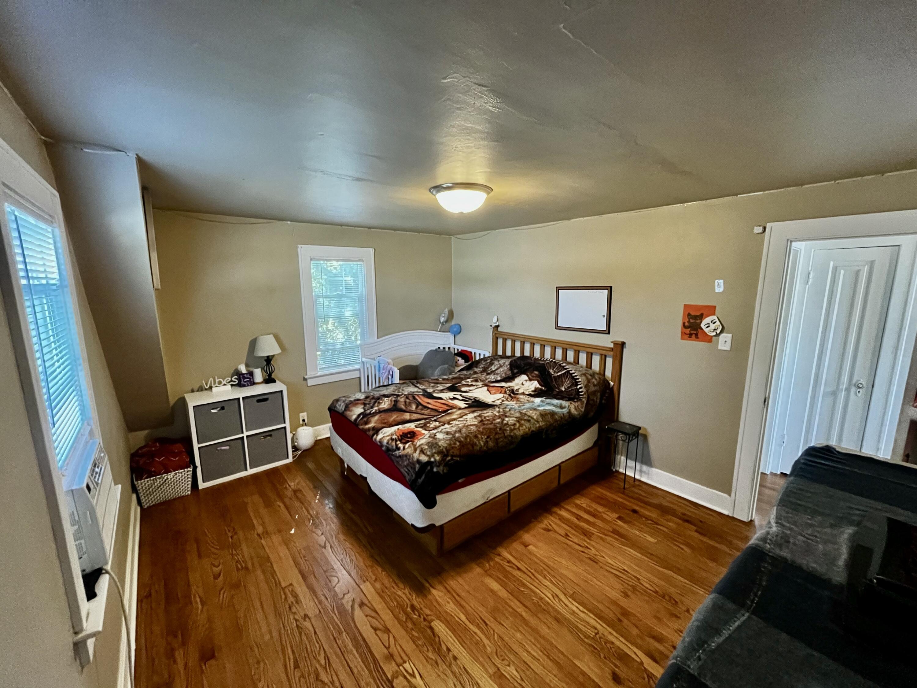 738 Washington Avenue Holland MI 49423