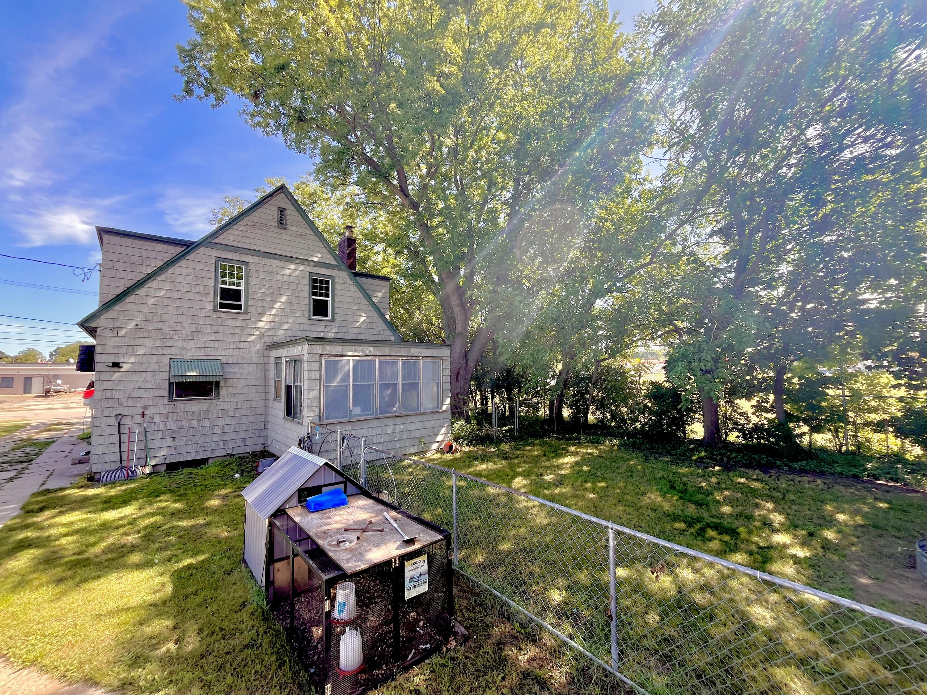 738 Washington Avenue Holland MI 49423