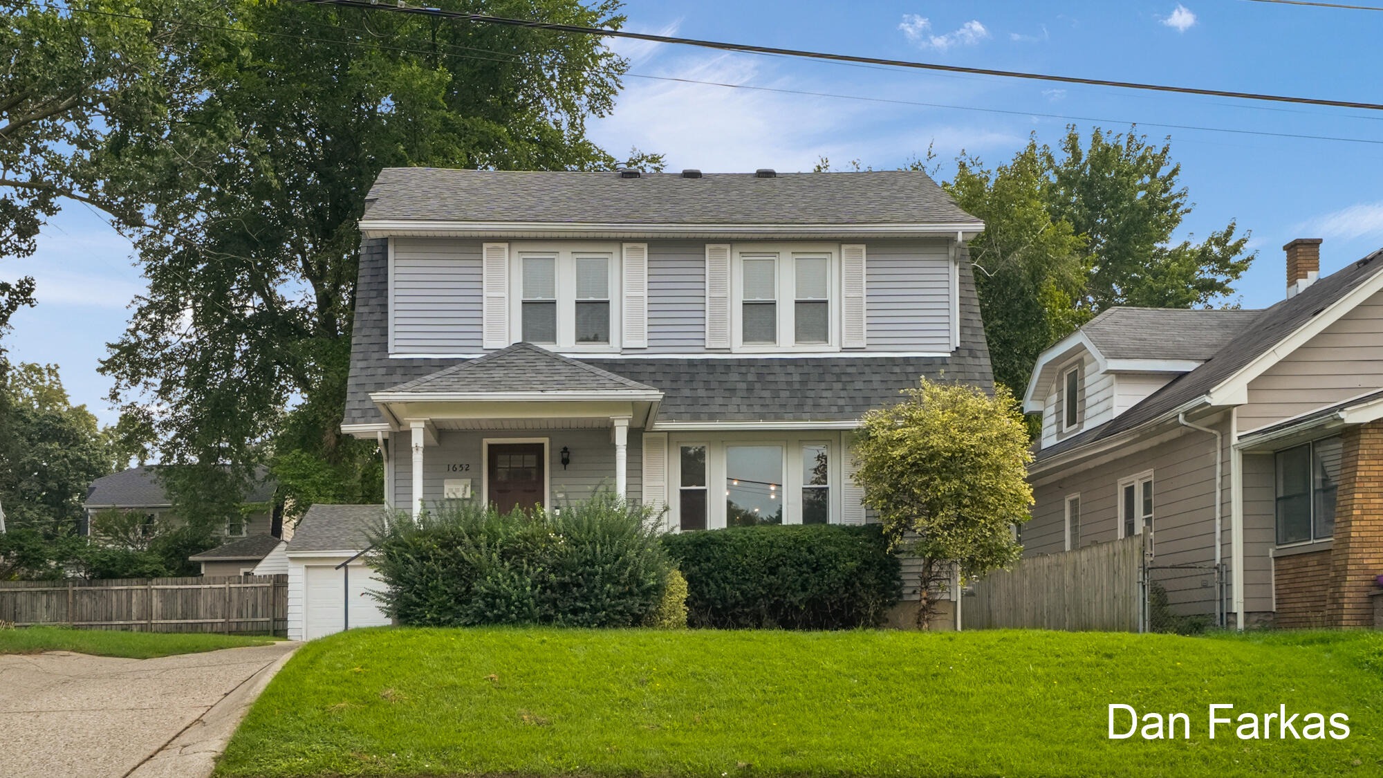 1652 Margaret Avenue SE Grand Rapids MI 49507