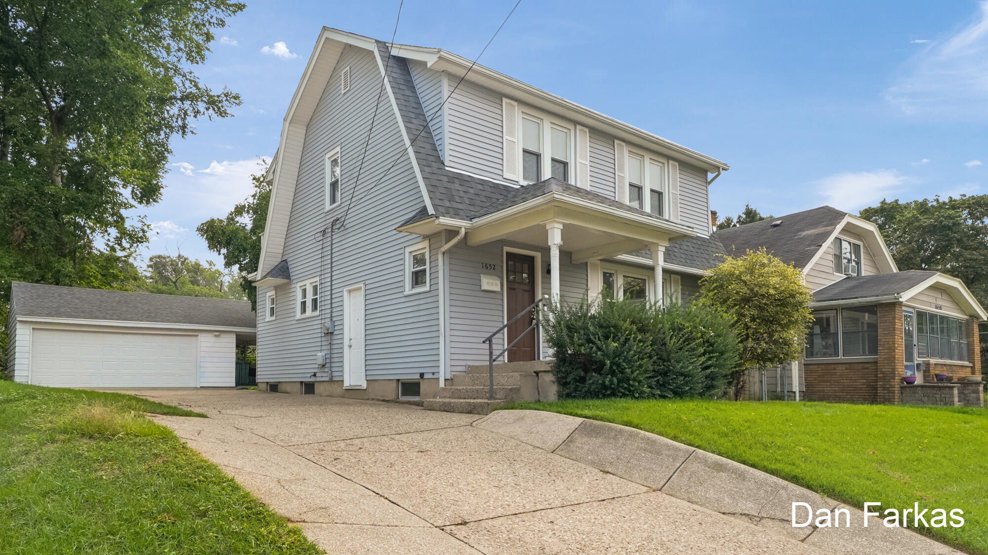 1652 Margaret Avenue SE Grand Rapids MI 49507