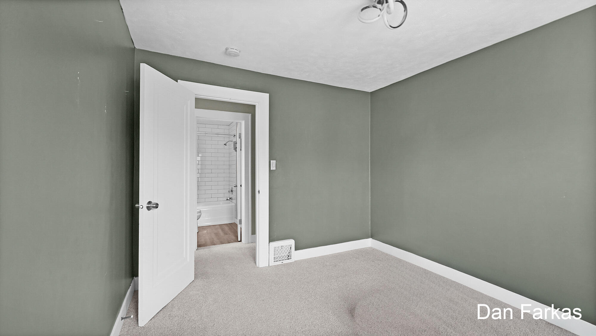 1652 Margaret Avenue SE Grand Rapids MI 49507