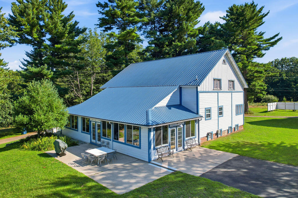 7095 Orchard Lake Drive South Haven MI 49090