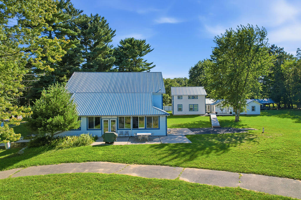 7095 Orchard Lake Drive South Haven MI 49090