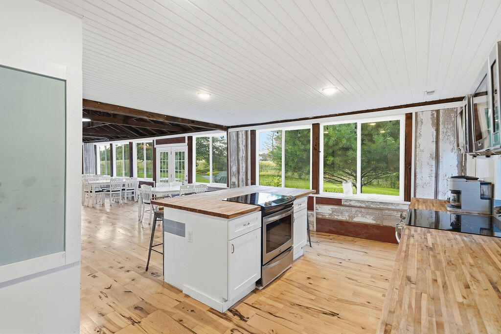 7095 Orchard Lake Drive South Haven MI 49090