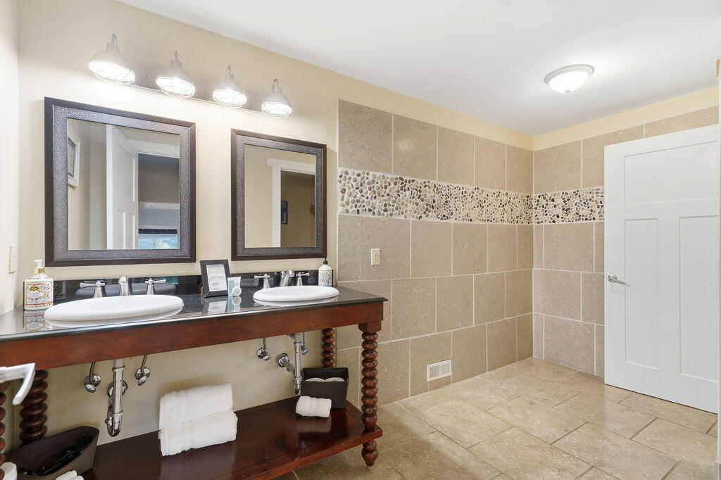 7095 Orchard Lake Drive South Haven MI 49090