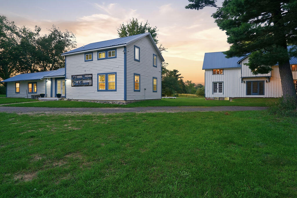 7095 Orchard Lake Drive South Haven MI 49090