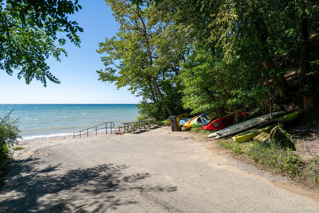 7095 Orchard Lake Drive South Haven MI 49090