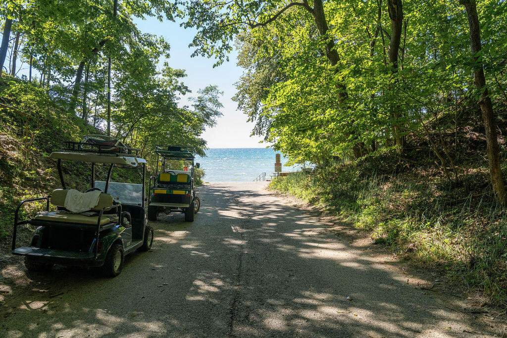 7095 Orchard Lake Drive South Haven MI 49090
