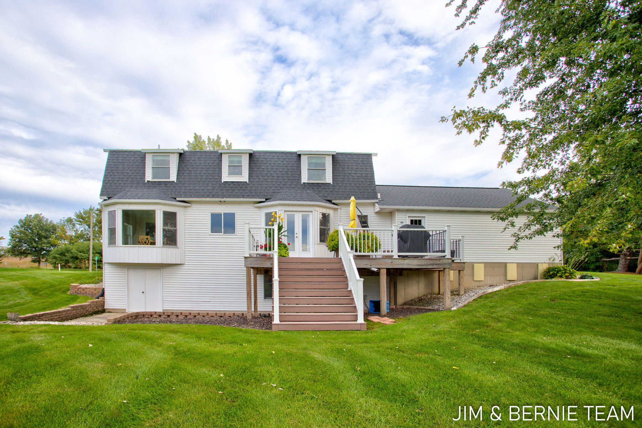 310 W 48th Street Holland MI 49423
