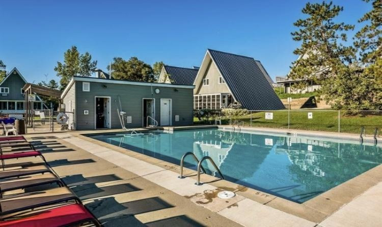 5340 Notre Dame Avenue Stevensville MI 49127