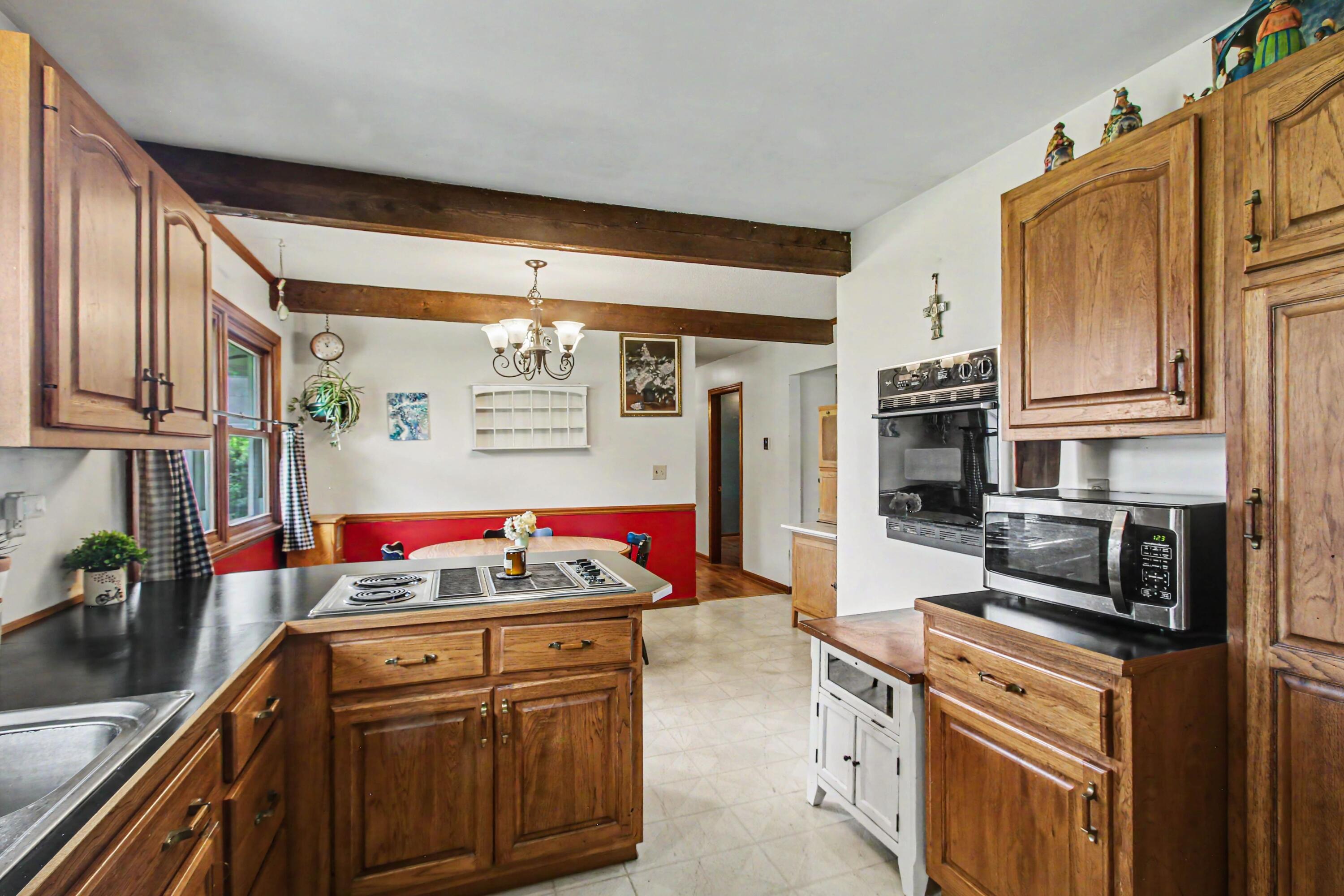 2125 Pawnee Path Stevensville MI 49127