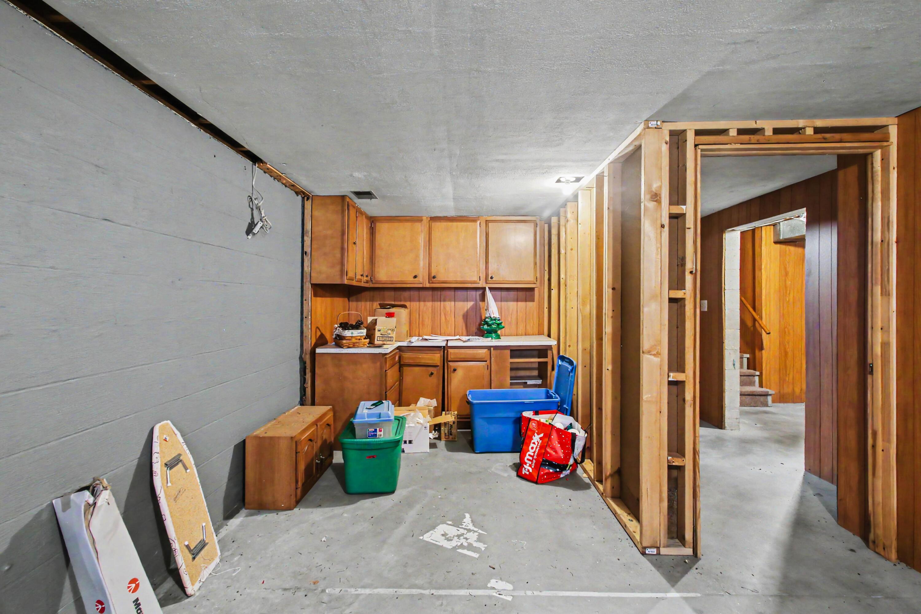 2125 Pawnee Path Stevensville MI 49127