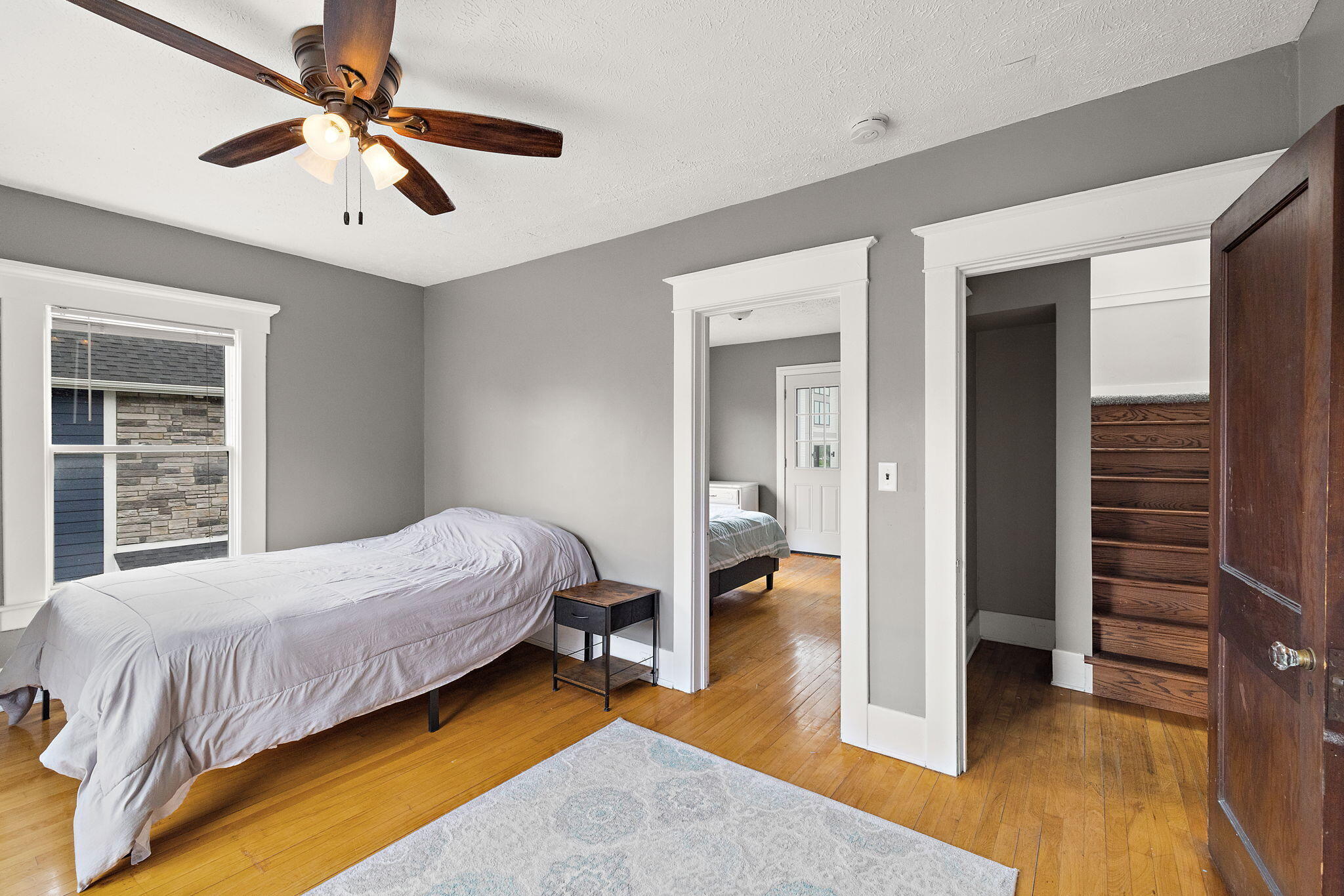 637 Fairview Avenue NE Grand Rapids MI 49503