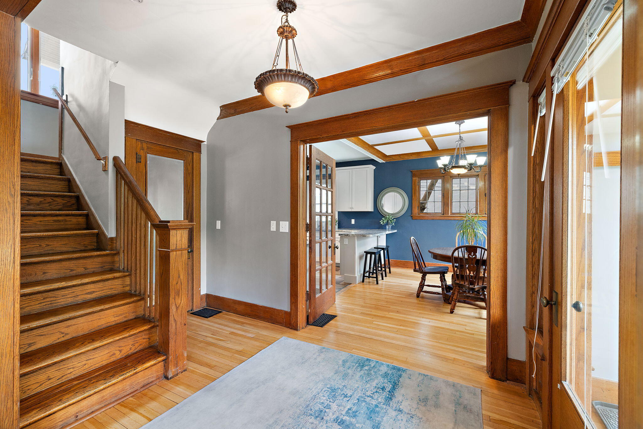 637 Fairview Avenue NE Grand Rapids MI 49503