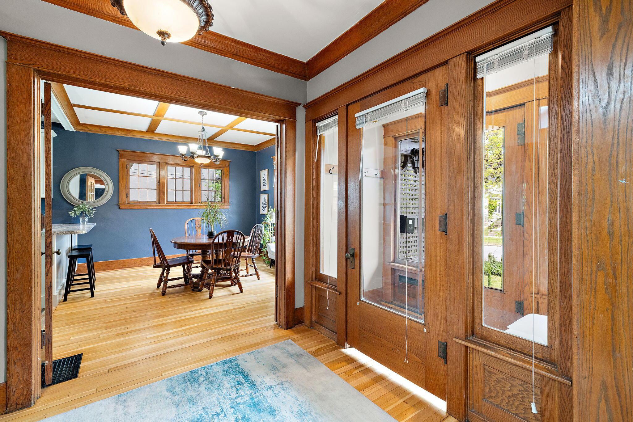 637 Fairview Avenue NE Grand Rapids MI 49503