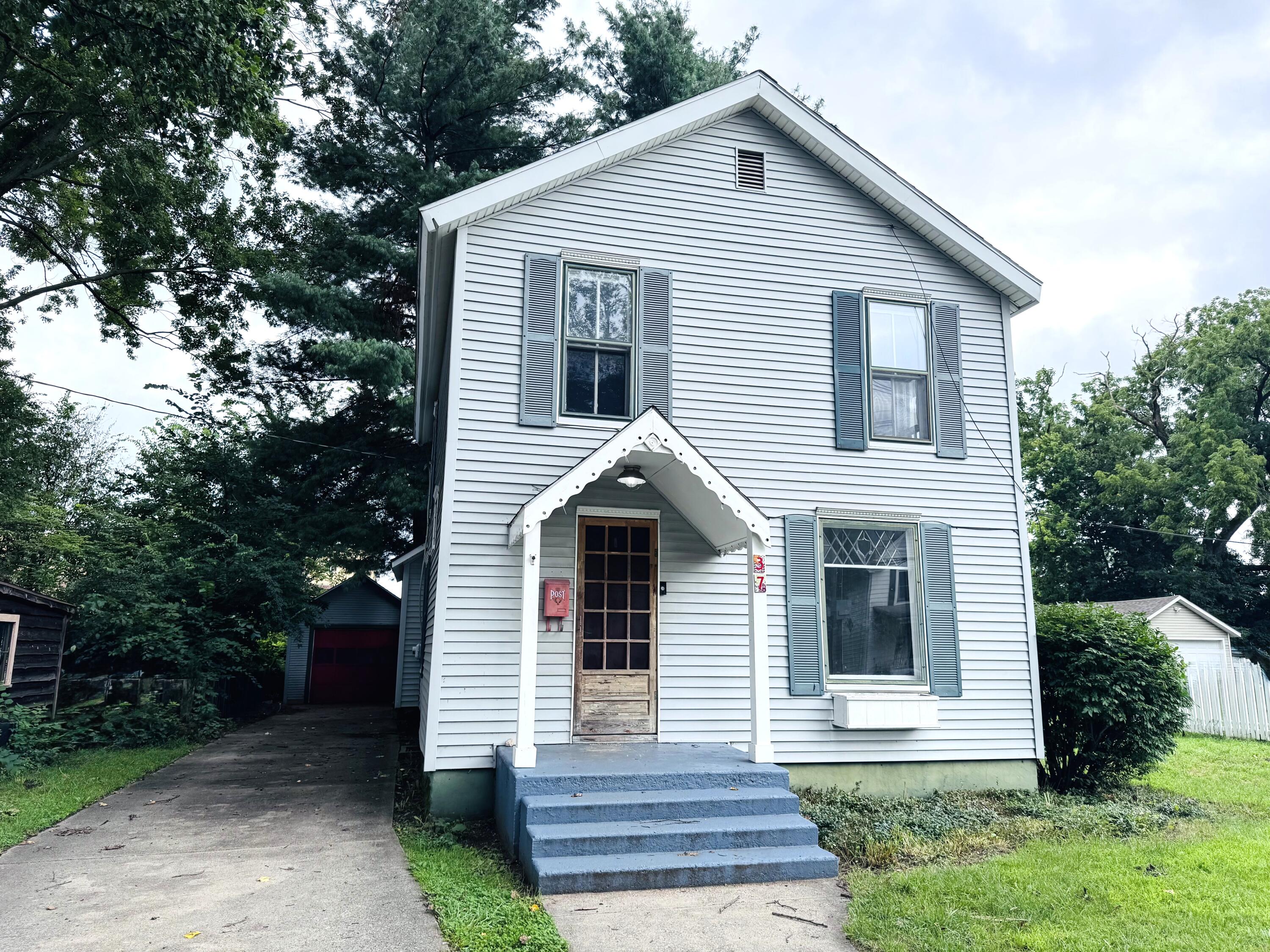 37 N Lincoln Avenue Niles MI 49120