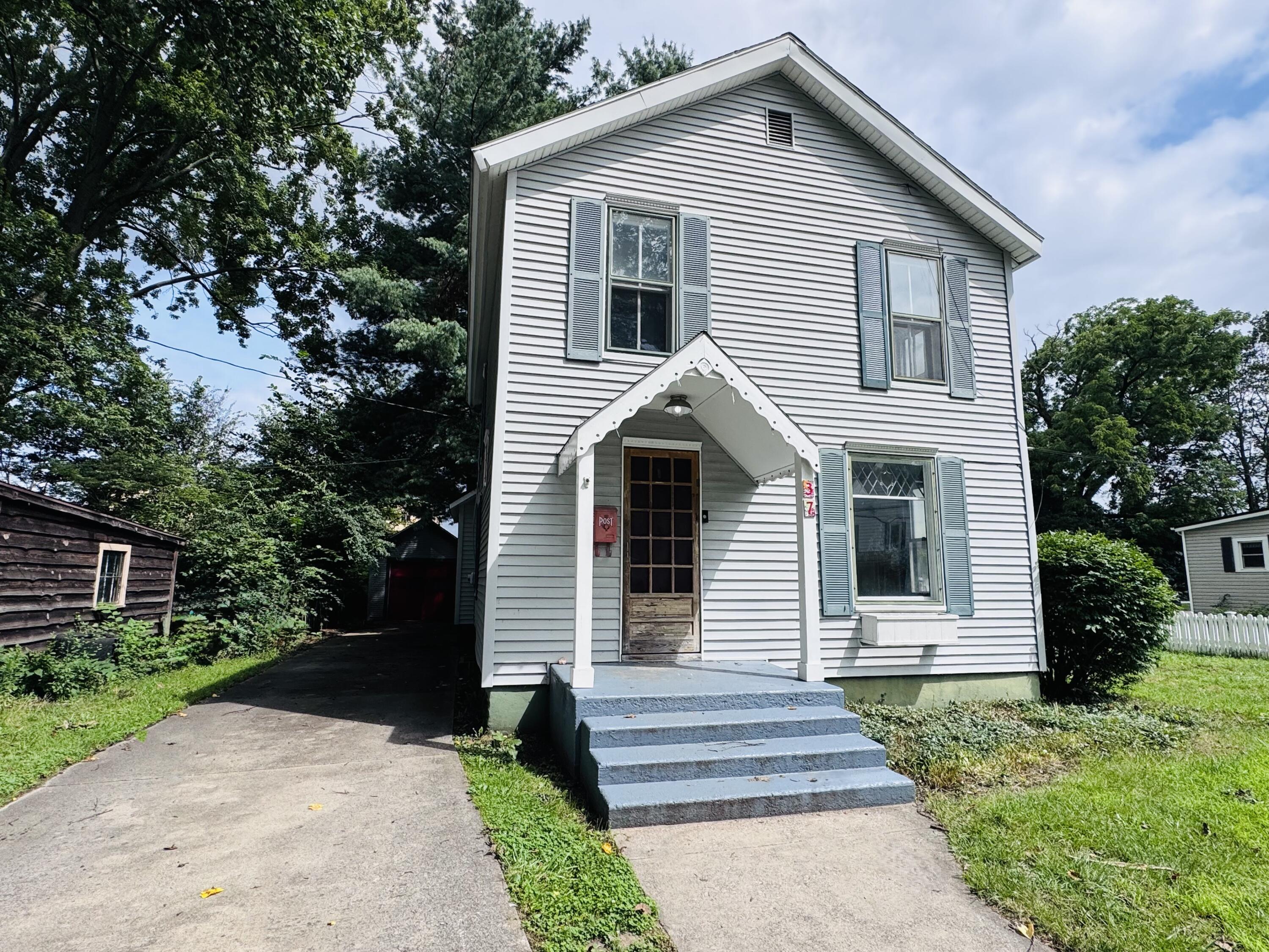 37 N Lincoln Avenue Niles MI 49120