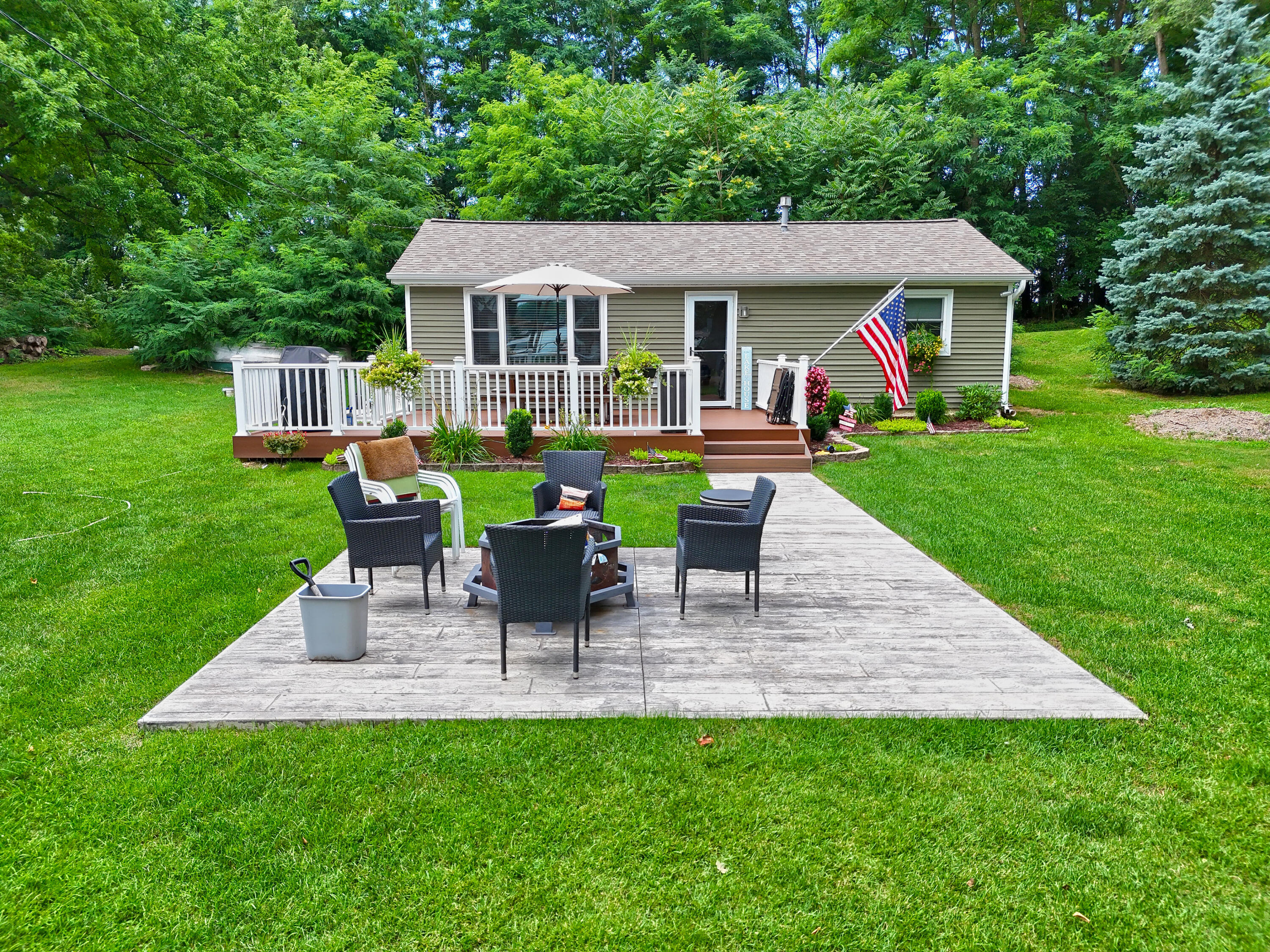 63166 Lakeshore Drive Dowagiac MI 49047