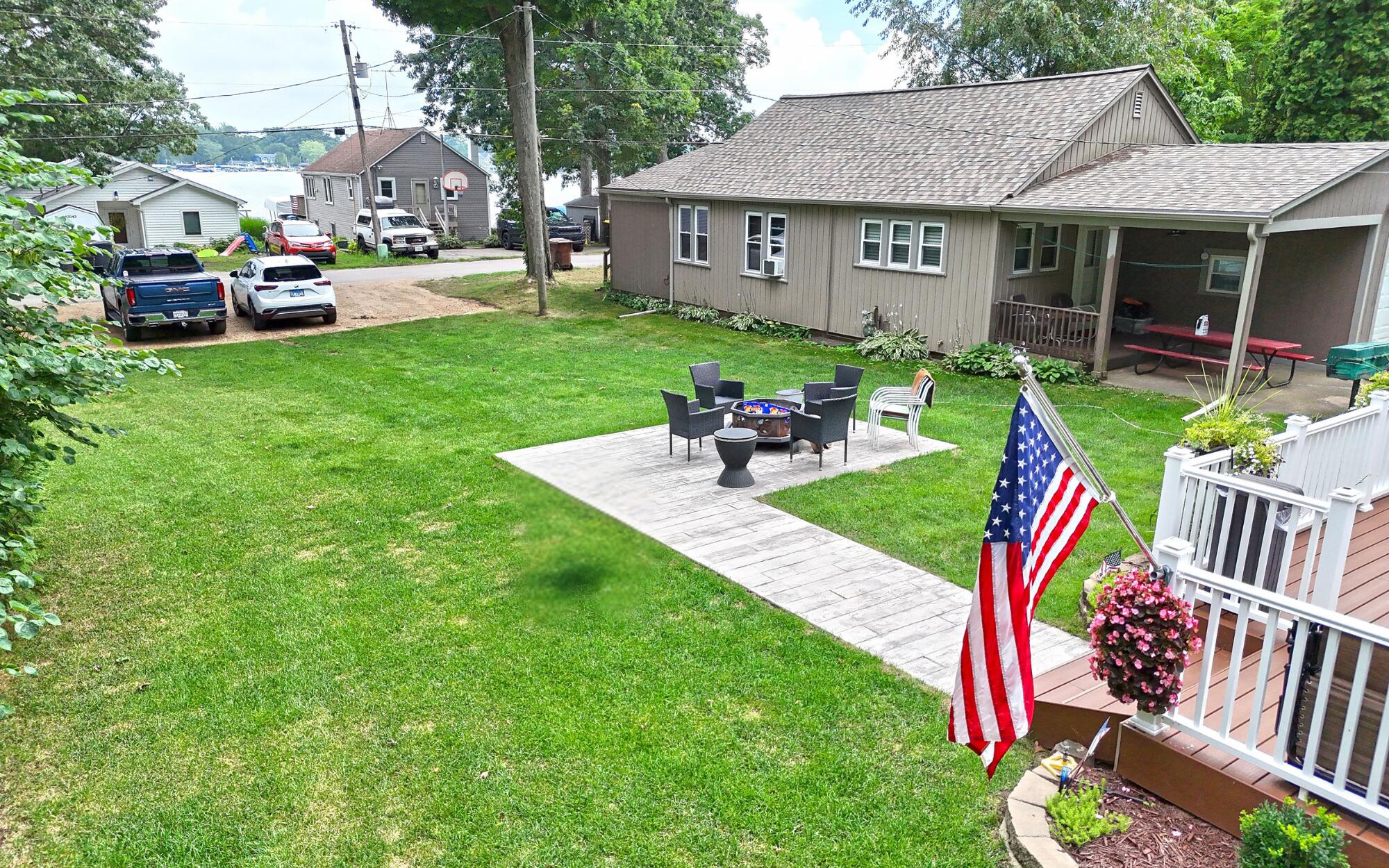 63166 Lakeshore Drive Dowagiac MI 49047