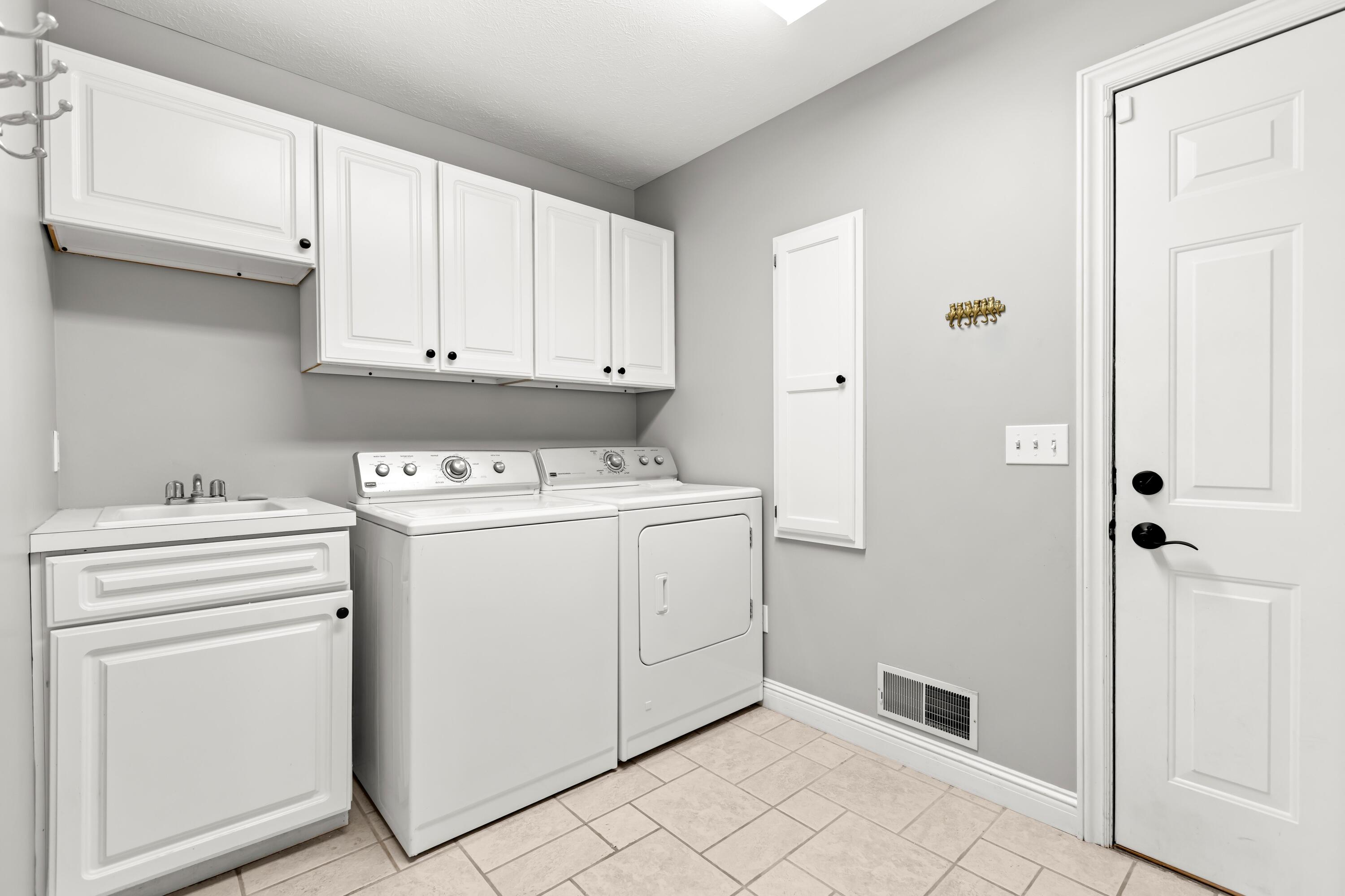 494 Anchor Lane Portage MI 49002