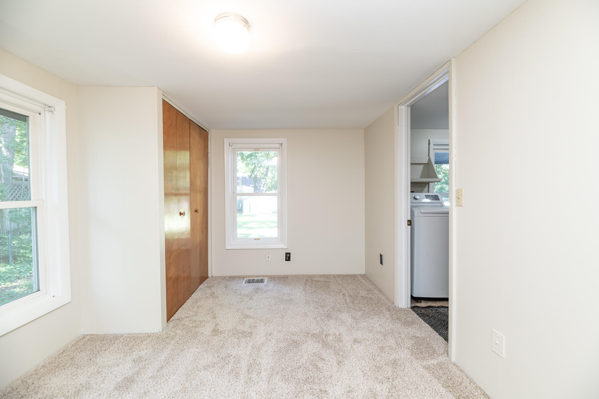 10334 Woodlawn Drive Portage MI 49002
