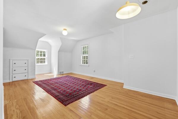 526 Montrose Avenue Kalamazoo MI 49008
