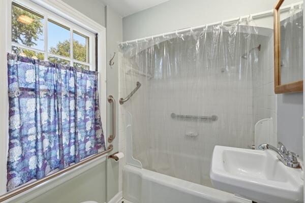526 Montrose Avenue Kalamazoo MI 49008