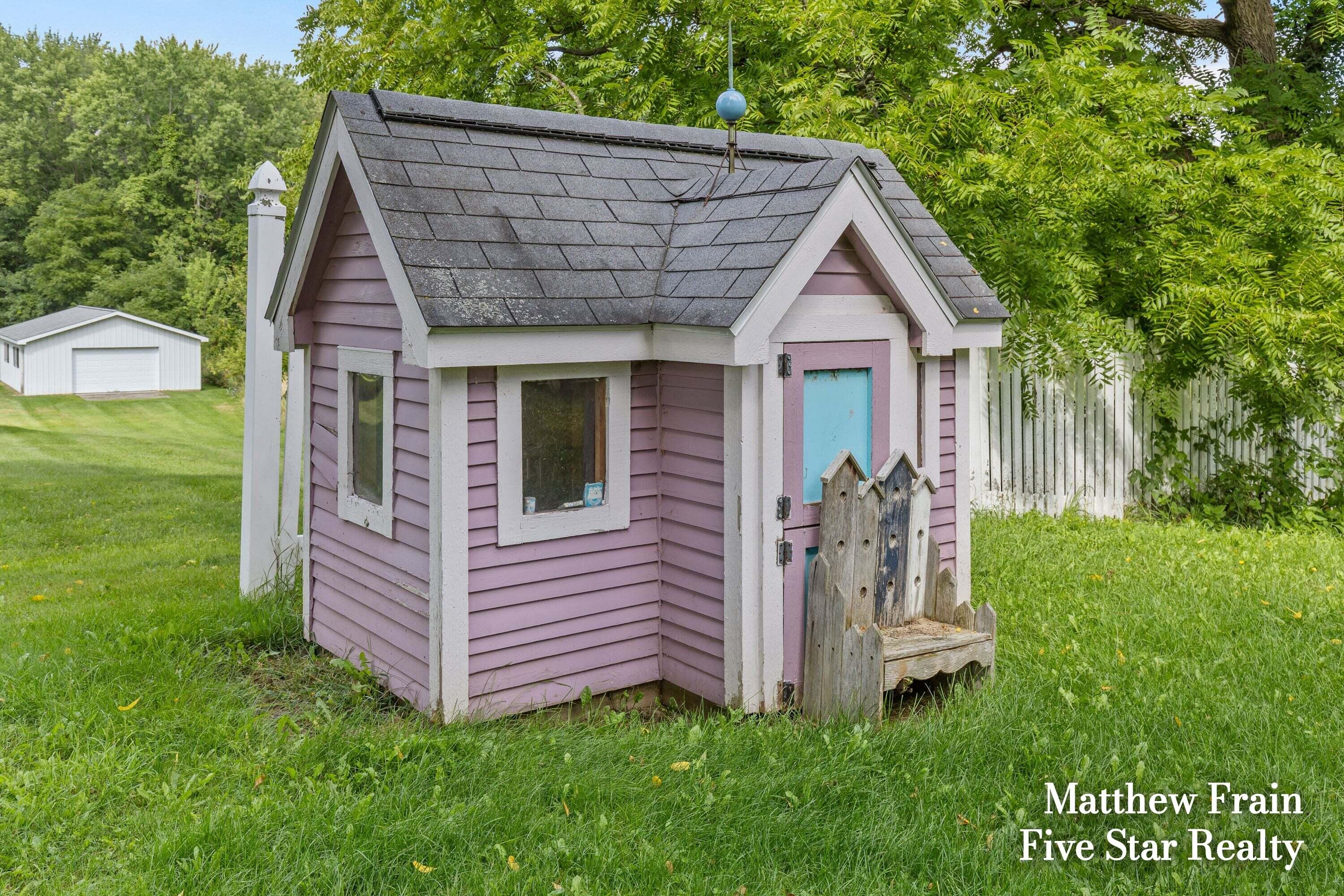 357 Leonard Street NW Grand Rapids MI 49534