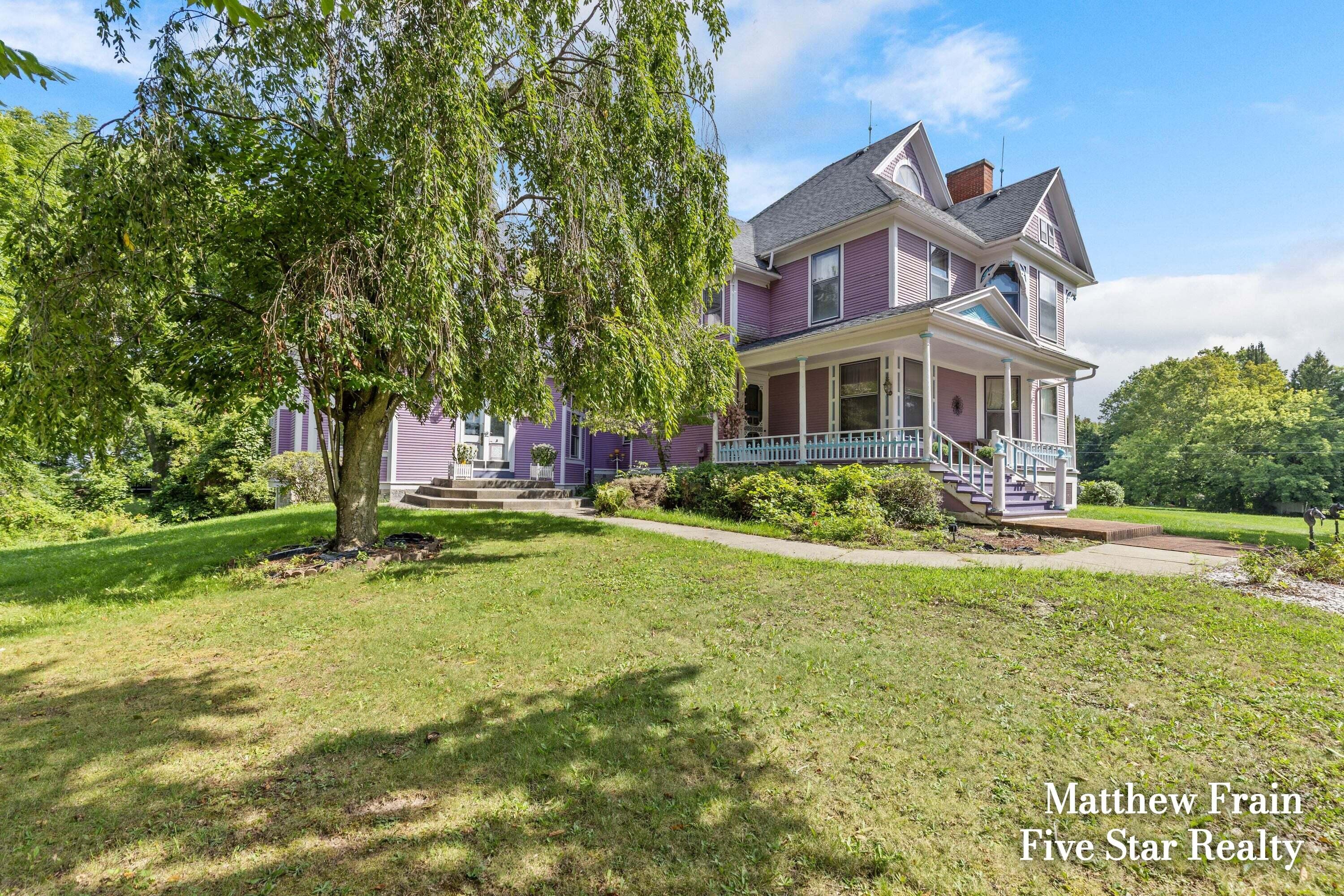 357 Leonard Street NW Grand Rapids MI 49534