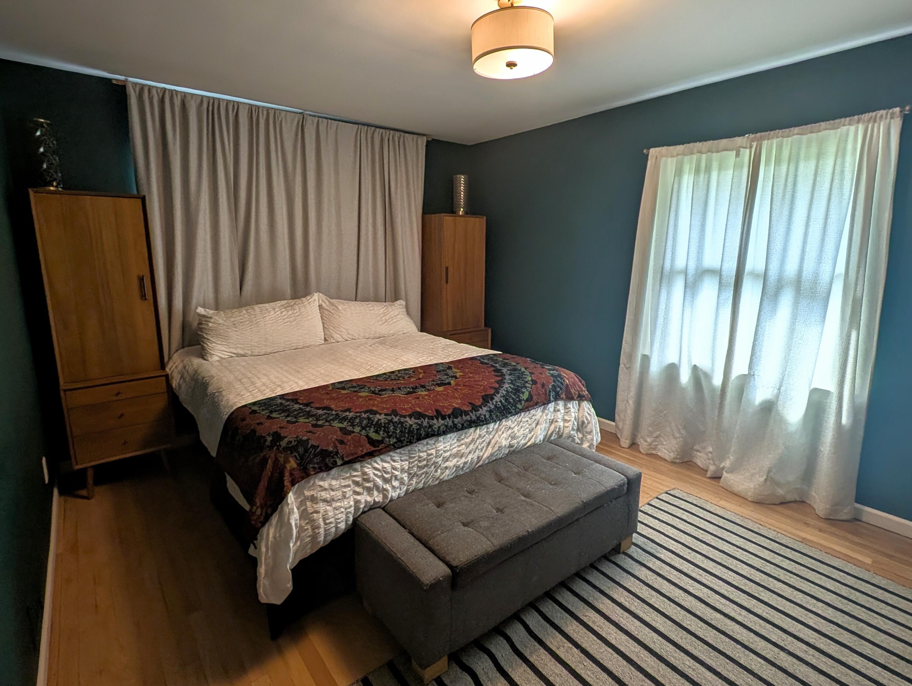 2456 College Avenue NE Grand Rapids MI 49505