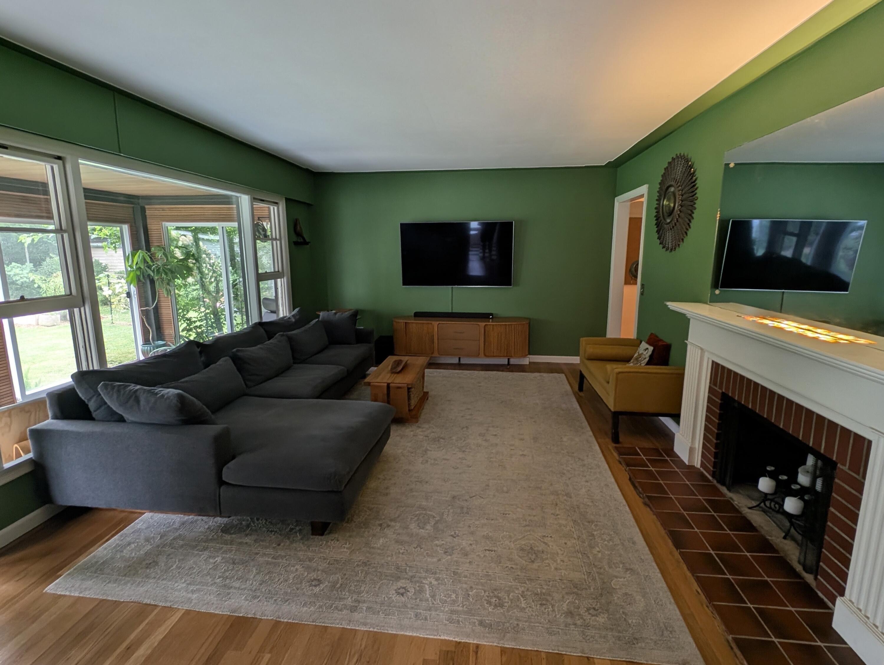 2456 College Avenue NE Grand Rapids MI 49505
