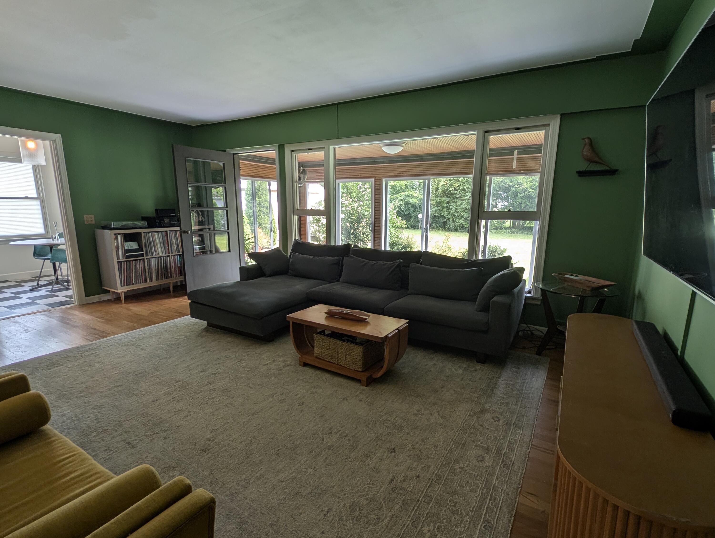 2456 College Avenue NE Grand Rapids MI 49505