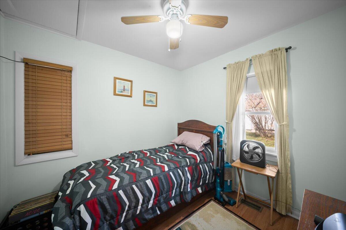 213 N Stewart Street Muskegon MI 49442