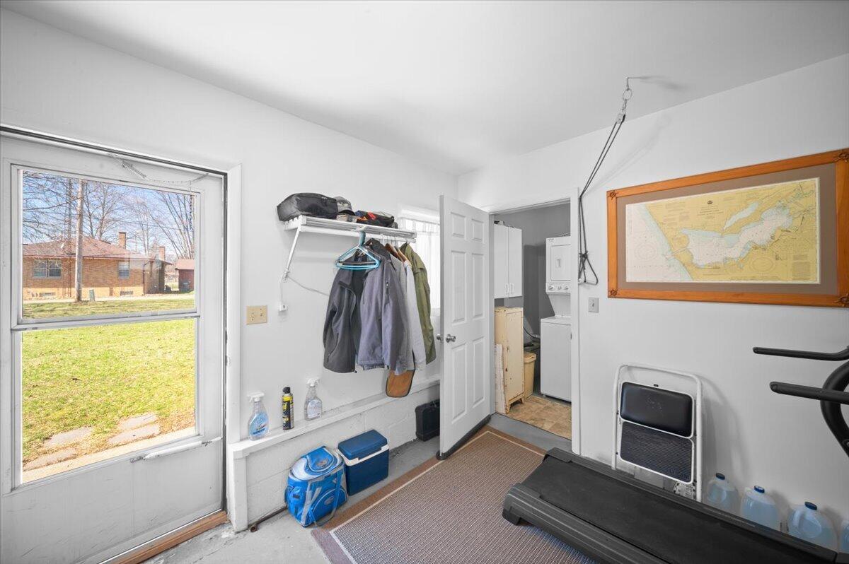 213 N Stewart Street Muskegon MI 49442