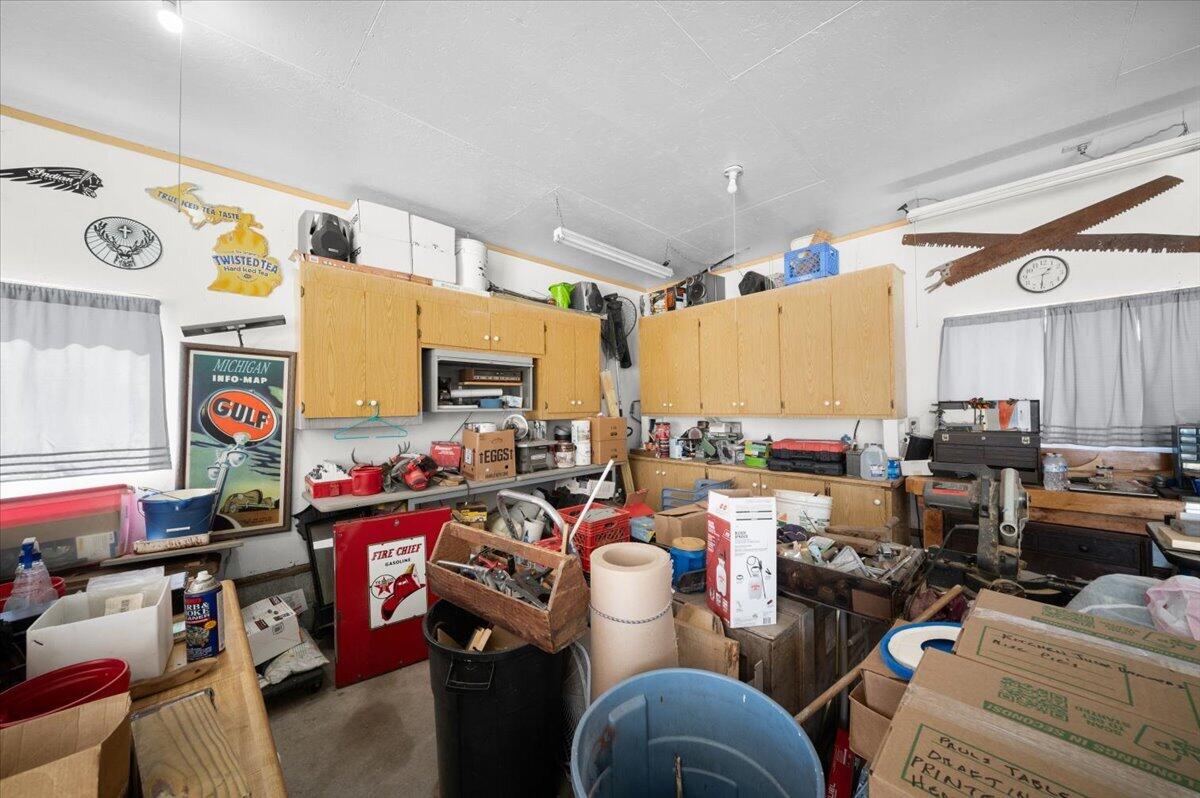 213 N Stewart Street Muskegon MI 49442