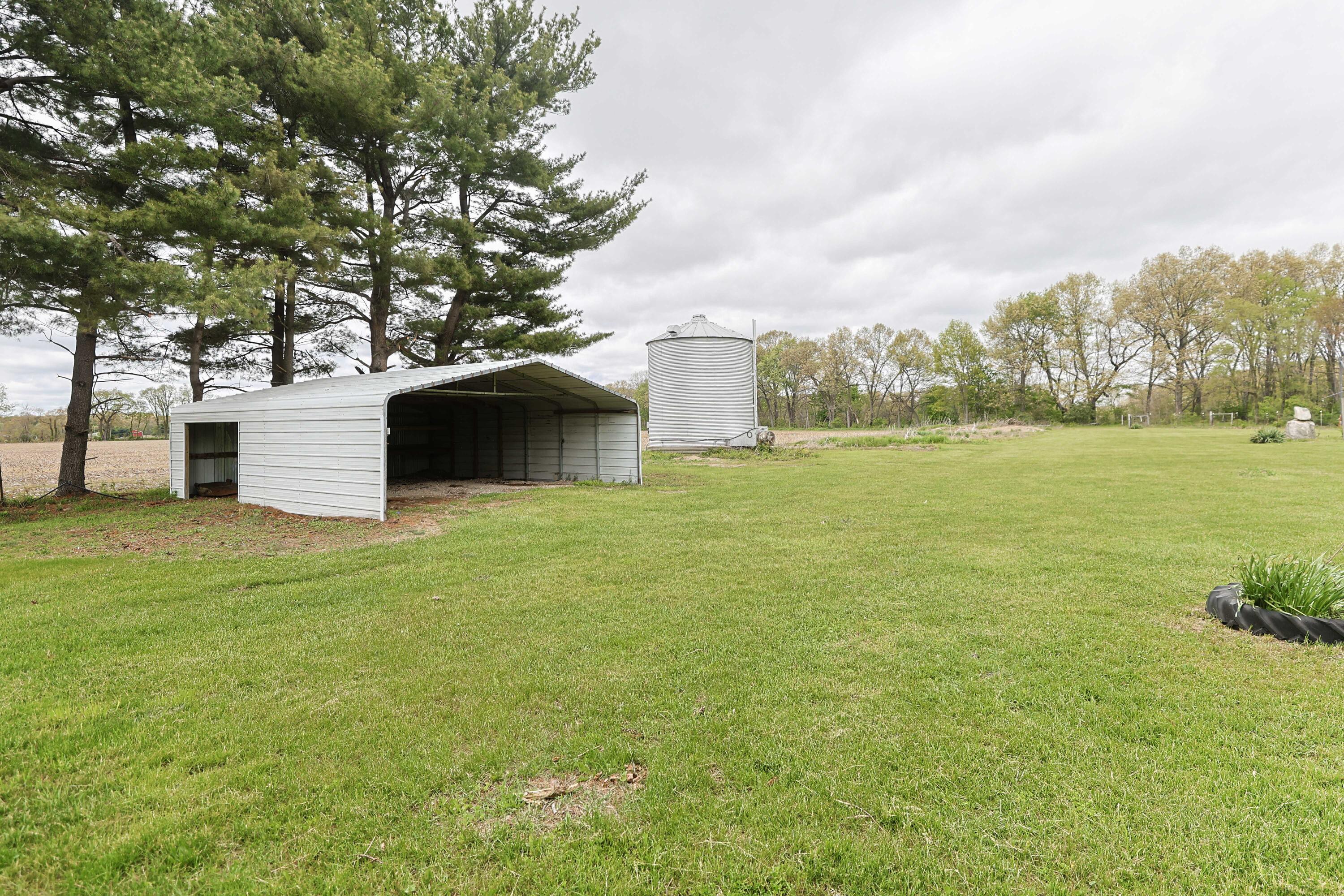 30562 Us Highway 12 Niles MI 49120