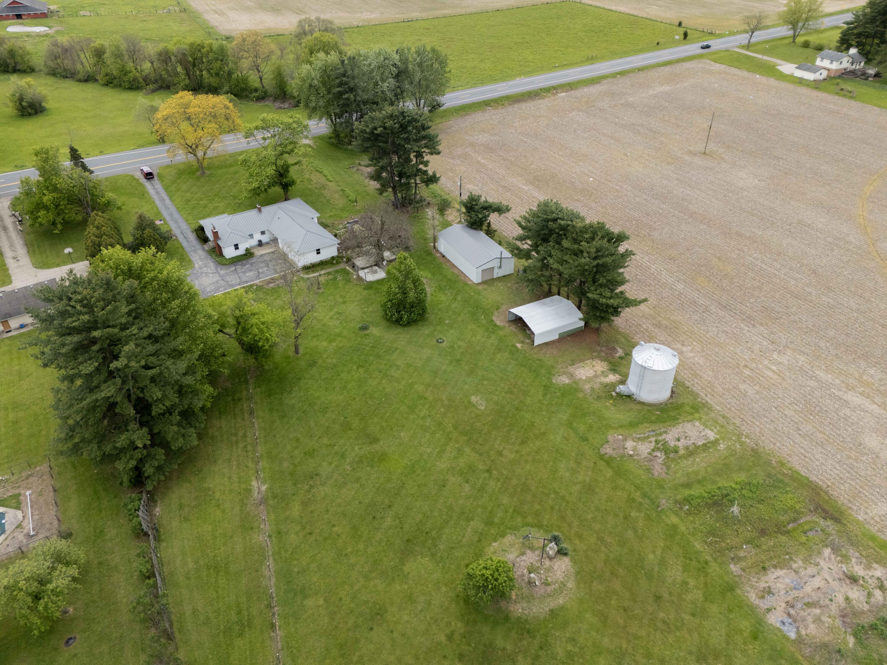 30562 Us Highway 12 Niles MI 49120